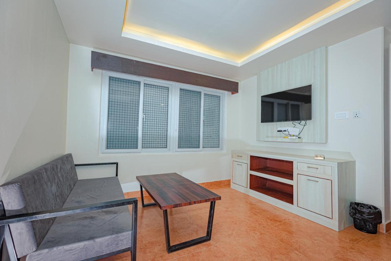Appartamento Poms Penthouse Pokhara Esterno foto